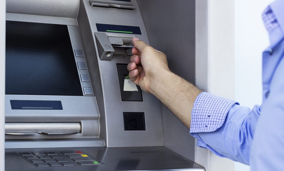 Bankat ne Kosove vendosin tarifa per sherbimet bazike